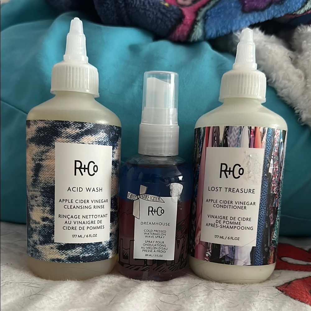 R+Co Hair Care Set - Blue, White, Cream